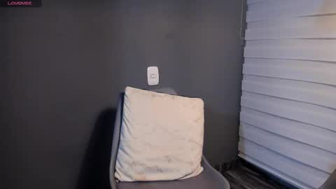 Snapshot of kayn_kalo chatting on 01/16/26, 01:42 Kayn online show from 01/16/26, 01:42