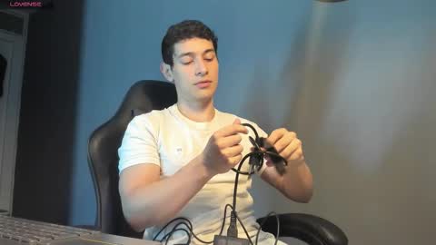 Snapshot of kayn_kalo chatting on 02/01/26, 12:20 Kayn online show from 02/01/26, 12:20