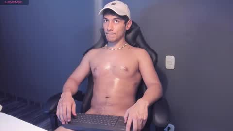 Snapshot of kayn_kalo chatting on 02/06/26, 12:59 Kayn online show from 02/06/26, 12:59