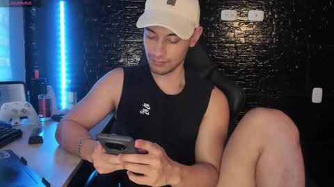 Snapshot of kayn_kalo chatting on 03/30/26, 09:27 Kayn online show from 03/30/26, 09:27