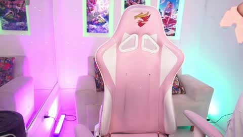 Kayra online show from 03/06/25, 11:36