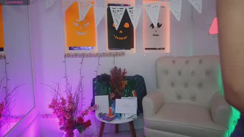 Kayra online show from 10/08/25, 11:30