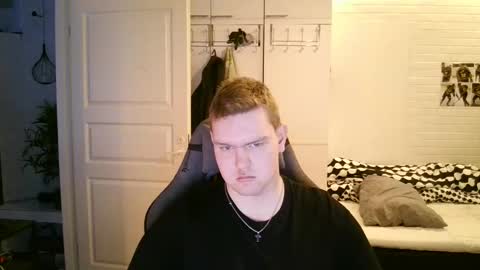 Snapshot of kayttajaviides5 chatting on 01/13/26, 08:30 Aatu online show from 01/13/26, 08:30