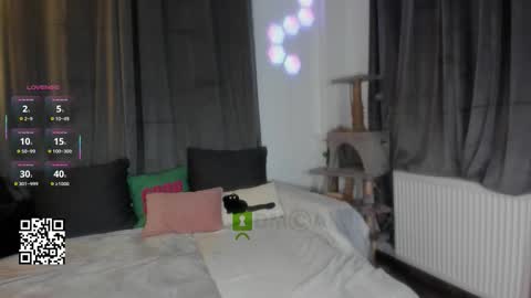 Snapshot of kayyrachyl chatting on 11/13/25, 01:59 kayyrachyl online show from 11/13/25, 01:59