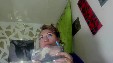 KAZSANDRAH online show from 11/09/25, 10:08