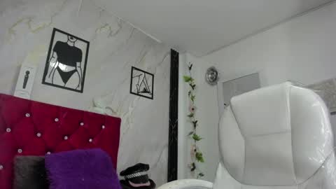 KAZSANDRAH online show from 04/28/26, 06:07