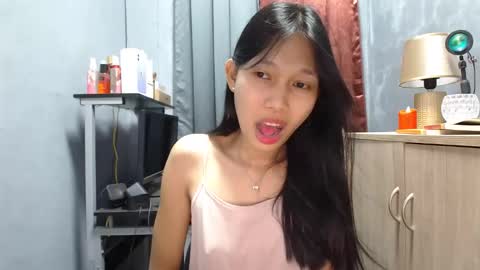 Snapshot of kc_slutmoree chatting on 09/11/25, 04:56 Its me Cora online show from 09/11/25, 04:56