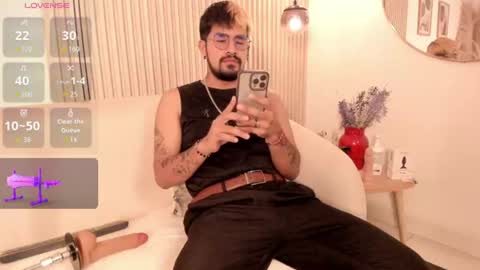 Alfred - INDEPENDIENT MODEL online show from 06/15/26, 06:15