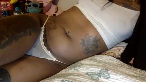 Snapshot of kcupcake chatting on 02/06/26, 10:02 KCupCakes online show from 02/06/26, 10:02