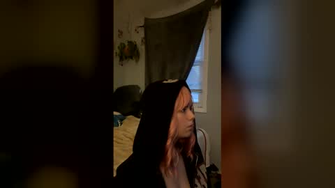 Snapshot of kearianwat chatting on 03/09/26, 11:42 kearianwat online show from 03/09/26, 11:42