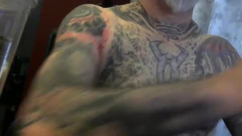 Snapshot of keeeeeeeeeeeeef chatting on 10/25/25, 02:56 keeeeeeeeeeeeef online show from 10/25/25, 02:56