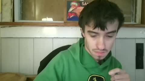 Snapshot of keegang34 chatting on 12/20/25, 07:10 keegang34 online show from 12/20/25, 07:10