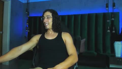 keelanmg online show from 10/31/25, 02:56