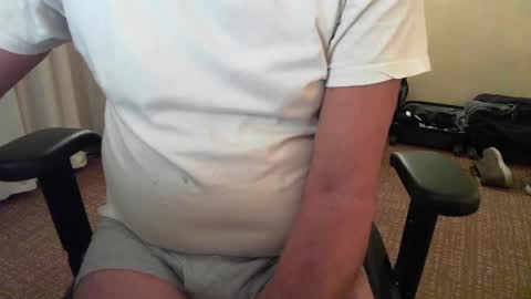 Snapshot of keepitreal098 chatting on 02/25/25, 02:03 keepitreal098 online show from 02/25/25, 02:03