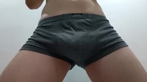 Snapshot of keepitsecret05 chatting on 03/11/26, 02:28 Eliot online show from 03/11/26, 02:28