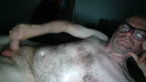 keepmehard__ online show from 06/24/26, 12:09