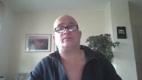 keilie1 online show from 02/09/25, 01:46