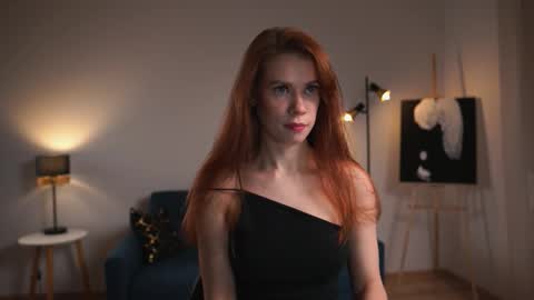 Snapshot of keira_knight chatting on 10/06/25, 11:35 keira_knight online show from 10/06/25, 11:35