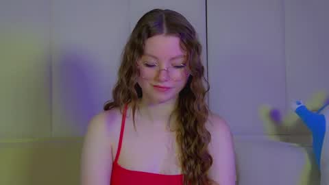 Keira online show from 03/08/25, 06:10