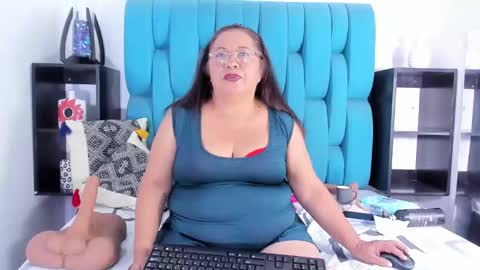   online show from 03/08/25, 03:13