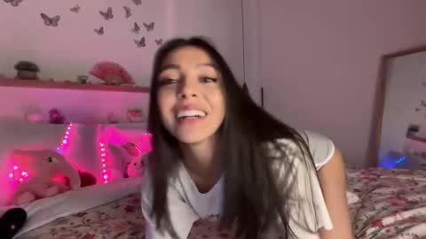 Snapshot of keirasworld chatting on 10/20/25, 11:16 keira online show from 10/20/25, 11:16
