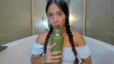 Snapshot of keiry_gonzalez11_aws chatting on 09/10/25, 12:32 keiry_gonzalez11_aws online show from 09/10/25, 12:32