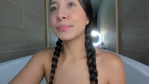 Snapshot of keiry_gonzalez11_aws chatting on 10/08/25, 01:14 keiry_gonzalez11_aws online show from 10/08/25, 01:14
