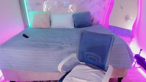 Snapshot of keisy_2 chatting on 04/17/26, 01:58 Keisy online show from 04/17/26, 01:58