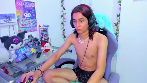 Keita moon online show from 12/15/24, 03:13