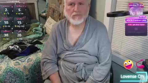 Snapshot of keithobrian chatting on 05/20/26, 02:51 Keithobrian online show from 05/20/26, 02:51