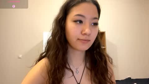 Snapshot of kelikurtulus chatting on 10/27/25, 12:31 Kely online show from 10/27/25, 12:31