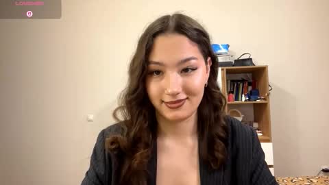 Snapshot of kelikurtulus chatting on 11/02/25, 11:56 Kely online show from 11/02/25, 11:56