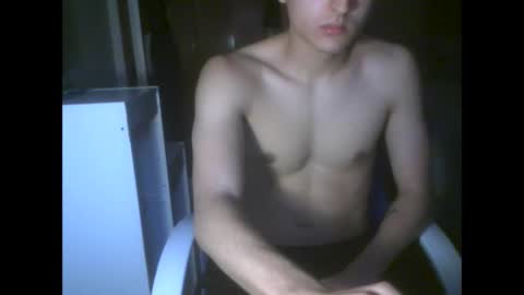 kell_yn16 online show from 05/18/26, 06:03