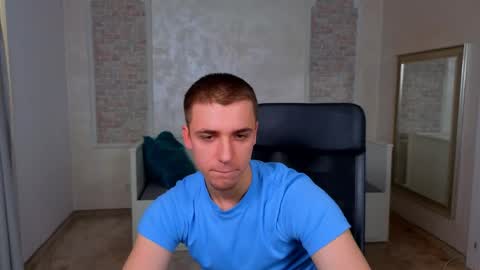Snapshot of kellenwest chatting on 05/19/26, 04:41 KellenWest online show from 05/19/26, 04:41
