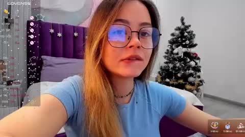 Snapshot of kelly_cuutie chatting on 01/06/25, 01:20 Kelly online show from 01/06/25, 01:20
