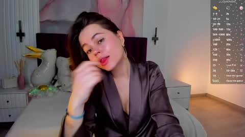 Snapshot of kelly_cuutie chatting on 04/09/26, 01:49 Kelly online show from 04/09/26, 01:49