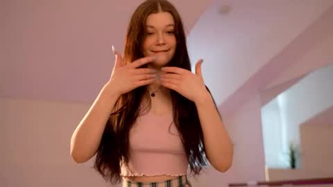  KELLY  online show from 02/25/25, 10:37