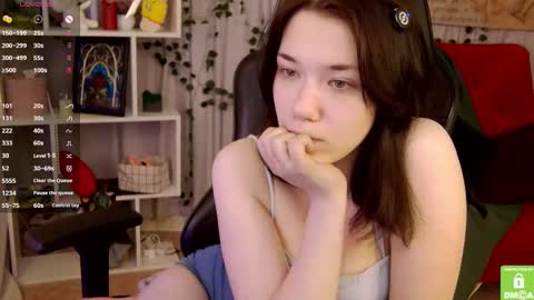 Snapshot of kelly_fooxx chatting on 03/03/26, 11:38 Kelly online show from 03/03/26, 11:38