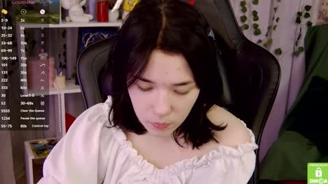 Snapshot of kelly_fooxx chatting on 03/08/26, 11:14 Kelly online show from 03/08/26, 11:14