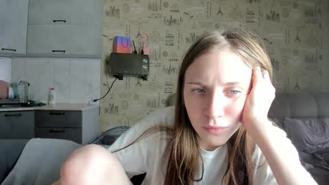 Snapshot of kelly_gerzikaaa chatting on 10/26/25, 06:30 kelly_gerzikaaa online show from 10/26/25, 06:30