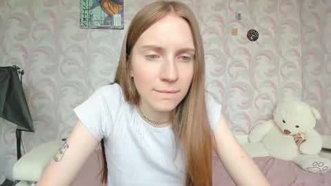 kelly_gerzikaaa online show from 06/18/26, 03:51