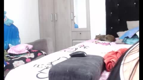 Snapshot of kellyandkataleya chatting on 12/19/25, 08:49 kelly kata Lovense is on PVT ALWAYS OPEN online show from 12/19/25, 08:49