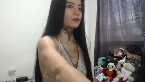 Snapshot of kellyandkataleya chatting on 06/27/26, 10:48 kelly kata Lovense is on PVT ALWAYS OPEN online show from 06/27/26, 10:48