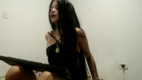 Snapshot of kellyandkataleya chatting on 07/05/26, 11:23 kelly kata Lovense is on PVT ALWAYS OPEN online show from 07/05/26, 11:23