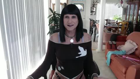 Snapshot of kellyannelynn chatting on 09/24/25, 03:59 kellyanne Lynn but please call me fucktoy online show from 09/24/25, 03:59