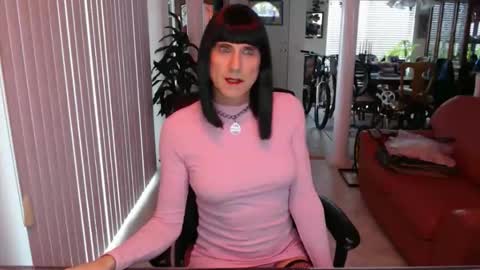 Snapshot of kellyannelynn chatting on 01/11/26, 04:56 kellyanne Lynn but please call me fucktoy online show from 01/11/26, 04:56