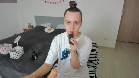 Snapshot of kellycartie chatting on 02/13/26, 06:42 Im Kelly online show from 02/13/26, 06:42