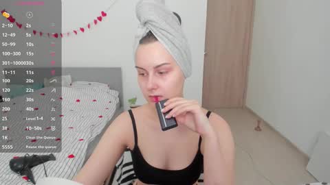 Snapshot of kellycartie chatting on 03/03/26, 10:10 Im Kelly online show from 03/03/26, 10:10