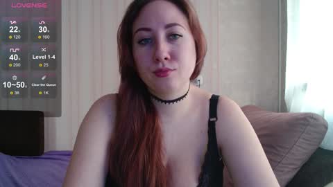 Snapshot of kellycrystall chatting on 02/08/25, 10:29 kellycrystall online show from 02/08/25, 10:29