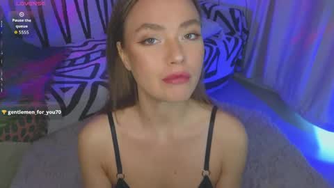 KellyFouler online show from 04/26/26, 03:32